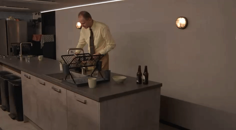 67f2f77af83b2f42eb183df58cf2e807.gif