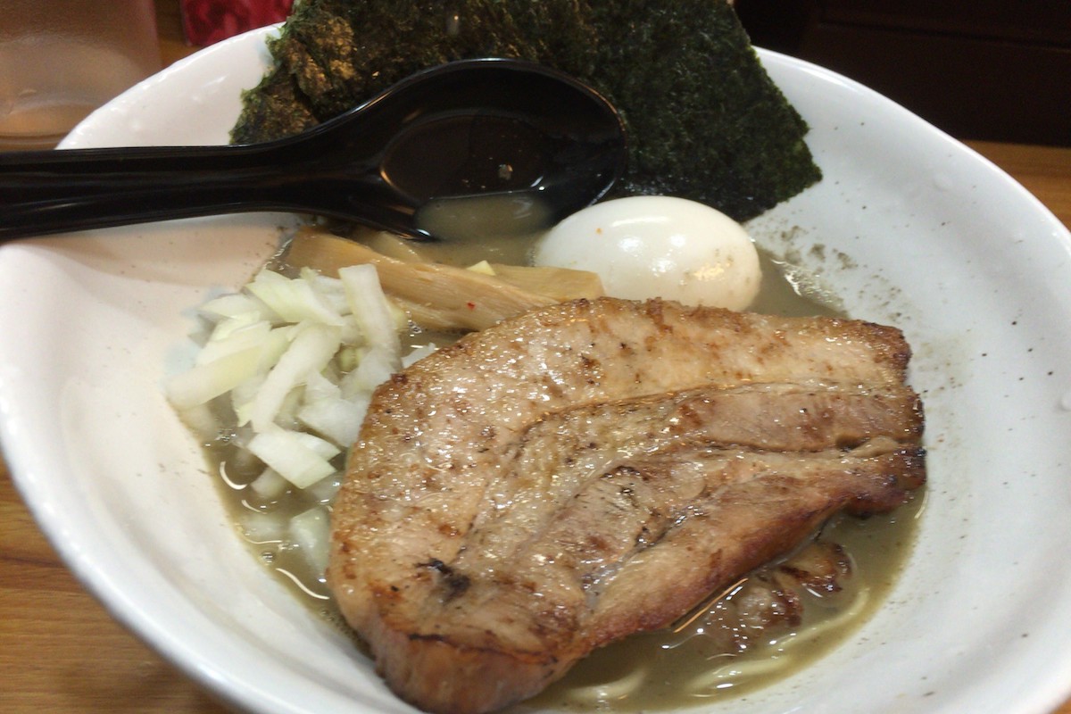 鶴見 ほぼ川崎 いのうえ の煮干しラーメンはヤミツキになる味 川崎 蒲田おすすめグルメ