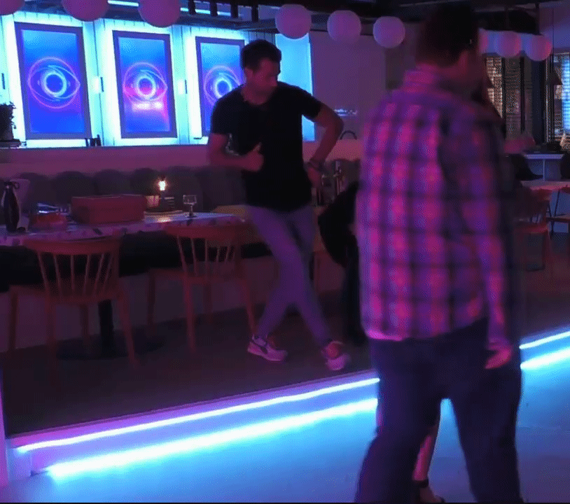 6b057d03442d000c6ba8295be184a7d8.gif