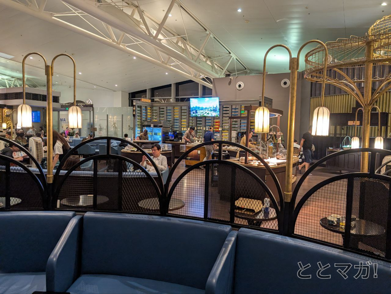 広々としたラウンジ