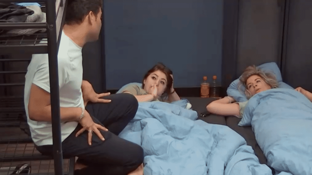6e1c96e5ad010e0a5851f0eca1fb9757.gif