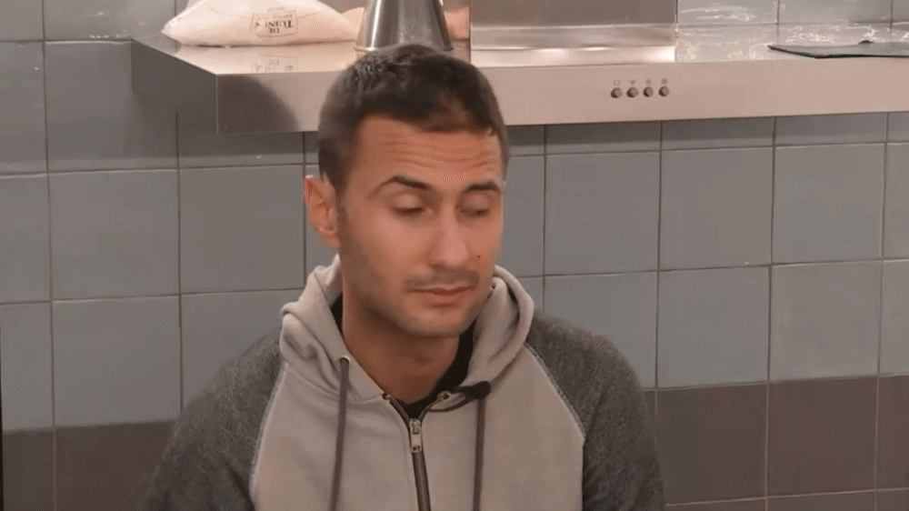 6f0c8fe19423946c6dff1f00cdcb5a7b.gif