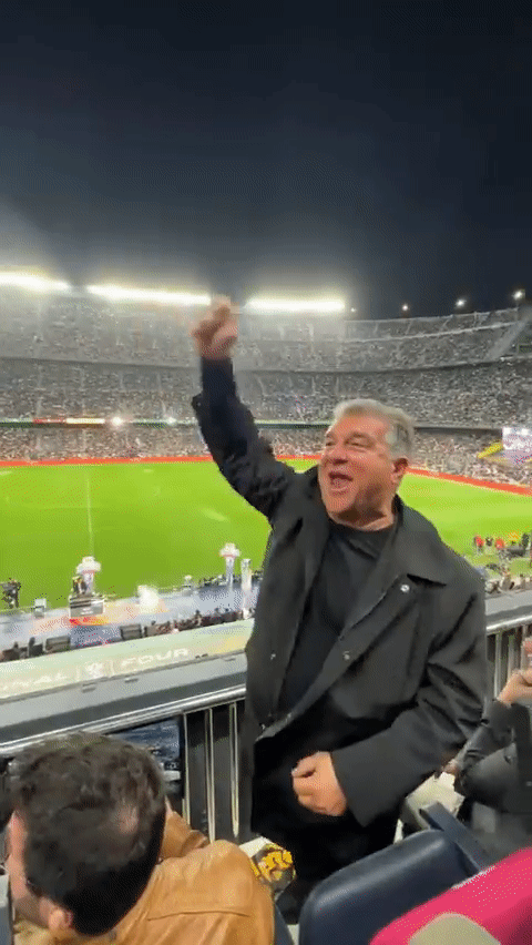 No nos echan de la copa, NOS VAMOS NOSOTROS.