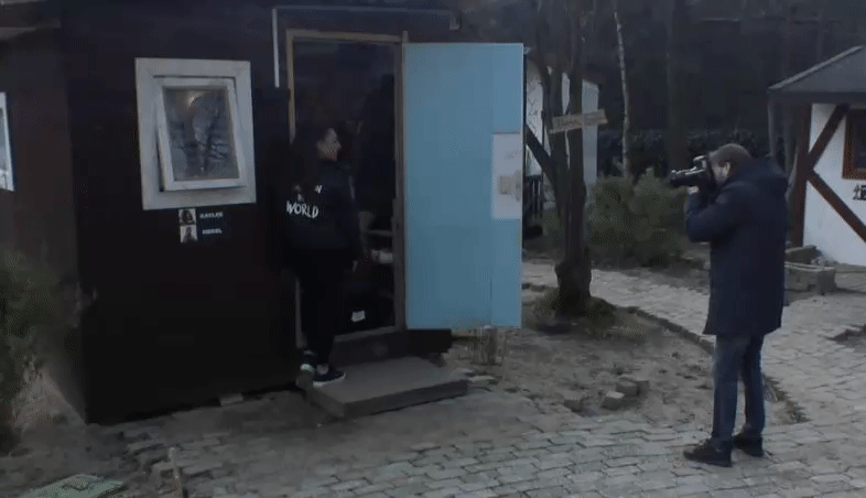 719491007527c9a4d4fceb8dd491aca9.gif
