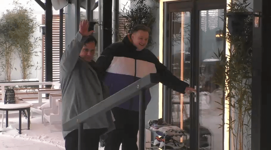 731c3a037318112e483098eafda34dbf.gif