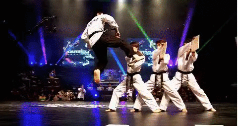 73df228a1e5579a2227086d5709dd207.gif