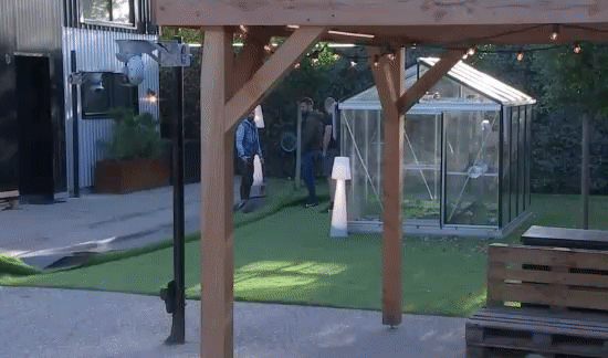 7408aa2052aa8ec1eb0b7e7add50e3b3.gif