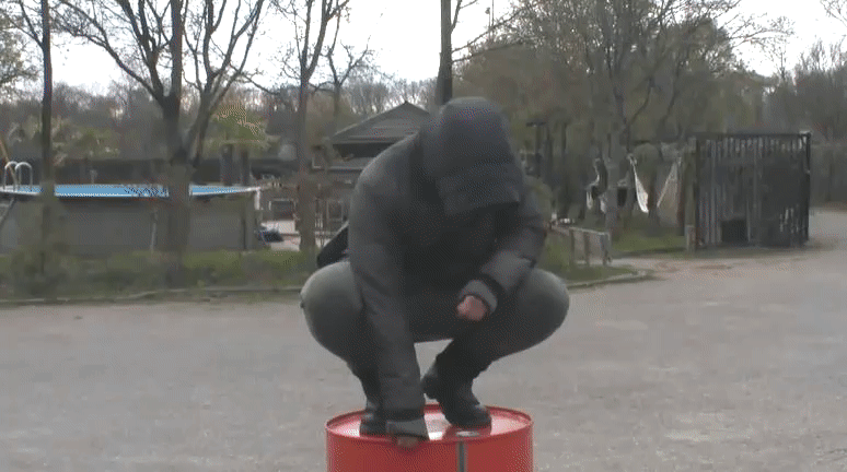 741da4f0582b5a9bd4e4f237a9637432.gif
