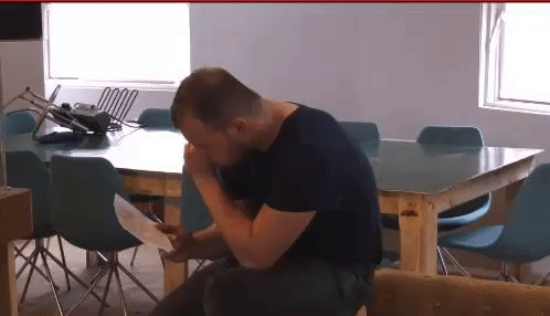 76174eb9b58125d5d27546ec3a0db91c.gif