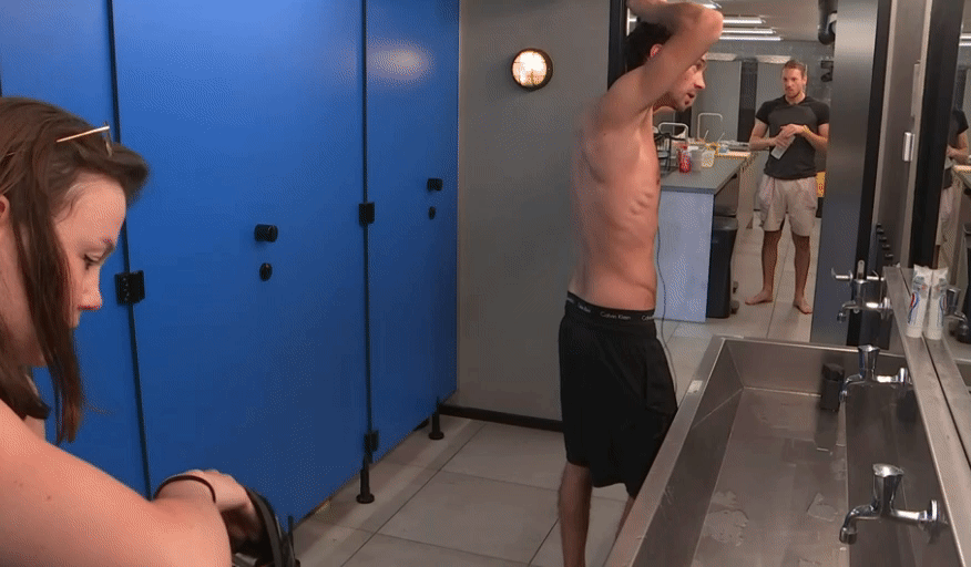 761a5d21729b0048ed6e7abd719bfc19.gif