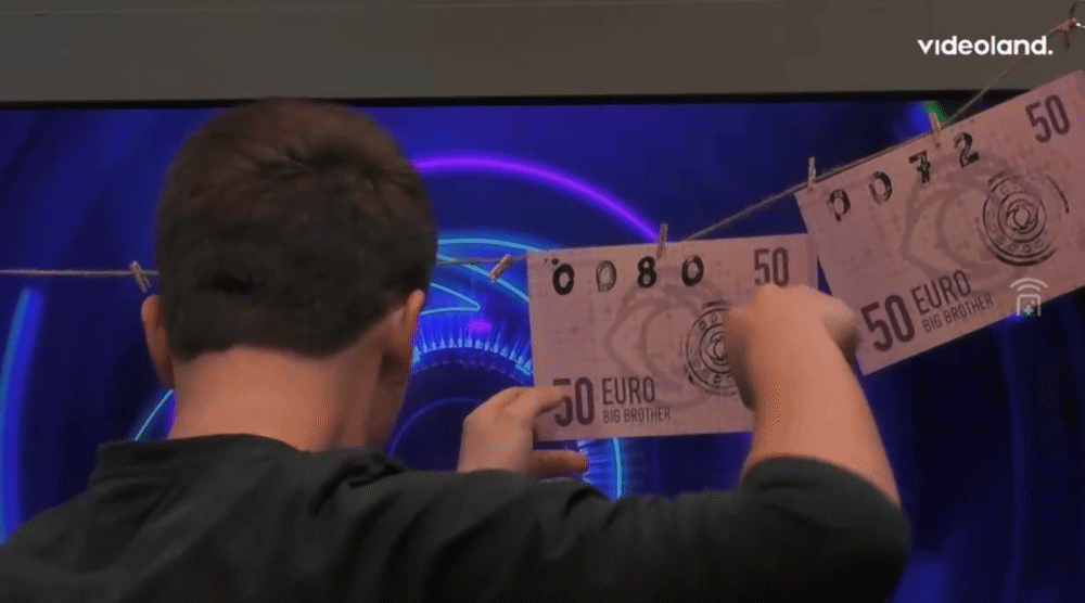 772527f86ff806507d7a99a8b7140924.gif