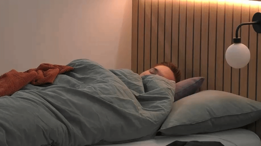 783ef352ca34aed8a2c210b0c610f991.gif