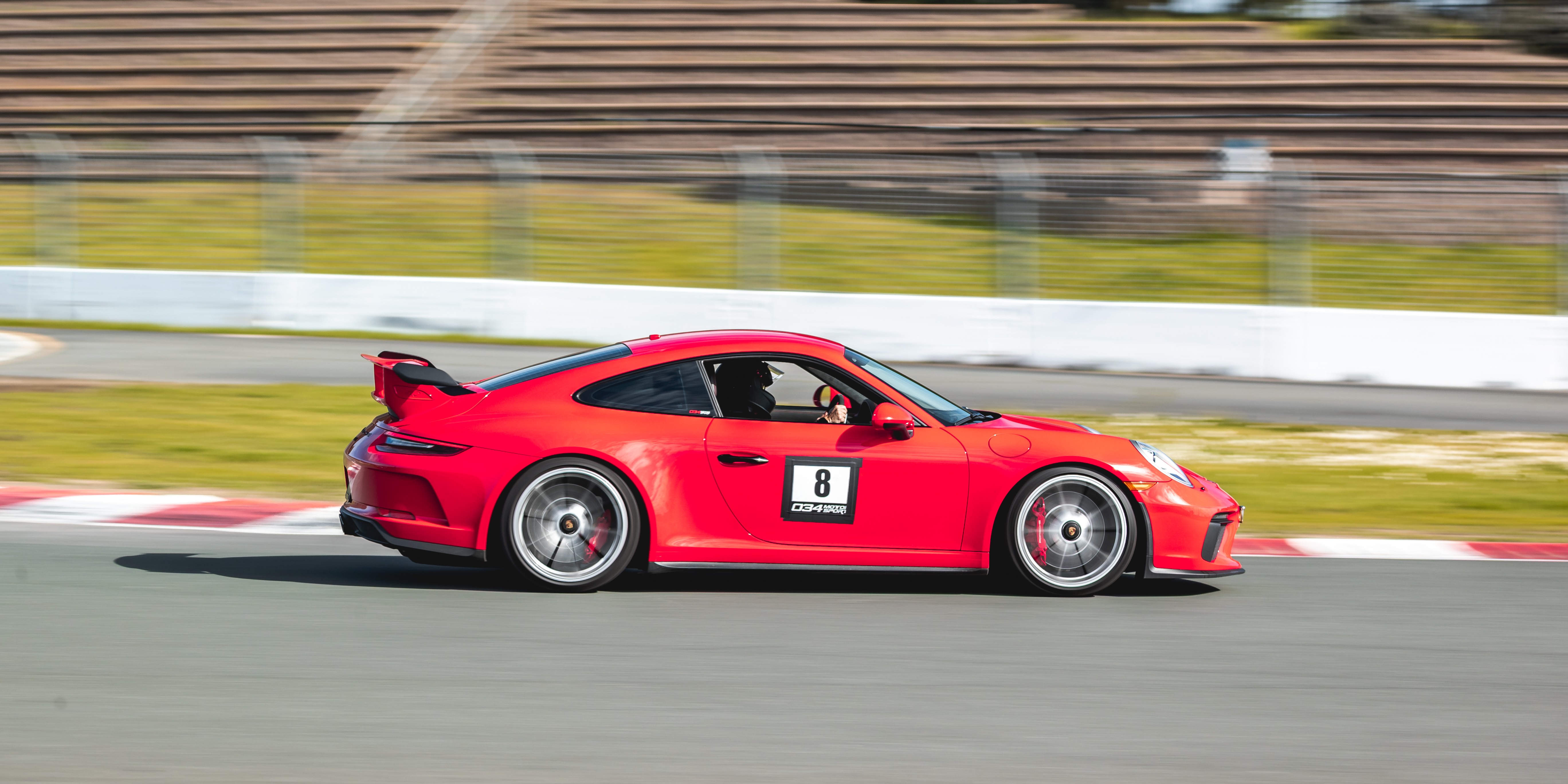 gt3 on track