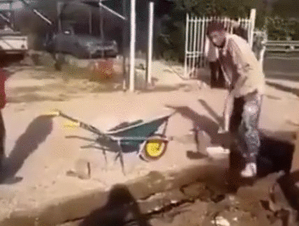 7ab144d5c37c9fbd42b5155308e8aa57.gif