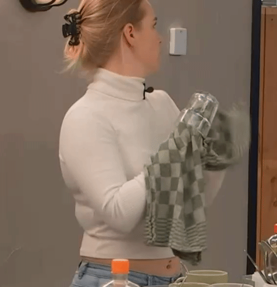 7ca3a724324554f605200a0cf7ba50d8.gif