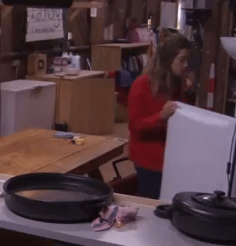 7d6f112df4ed5f163e0b6e1c4cb6d251.gif