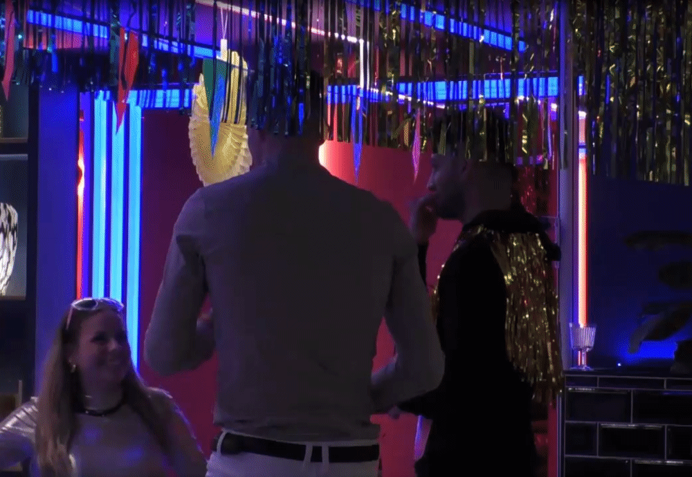 7deb29b60f812e300115700cb9340d06.gif