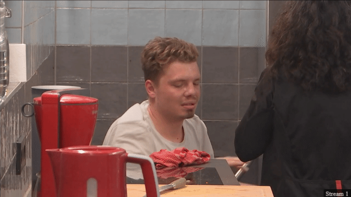 7f4abec549e959c0d5680f8527d03c60.gif