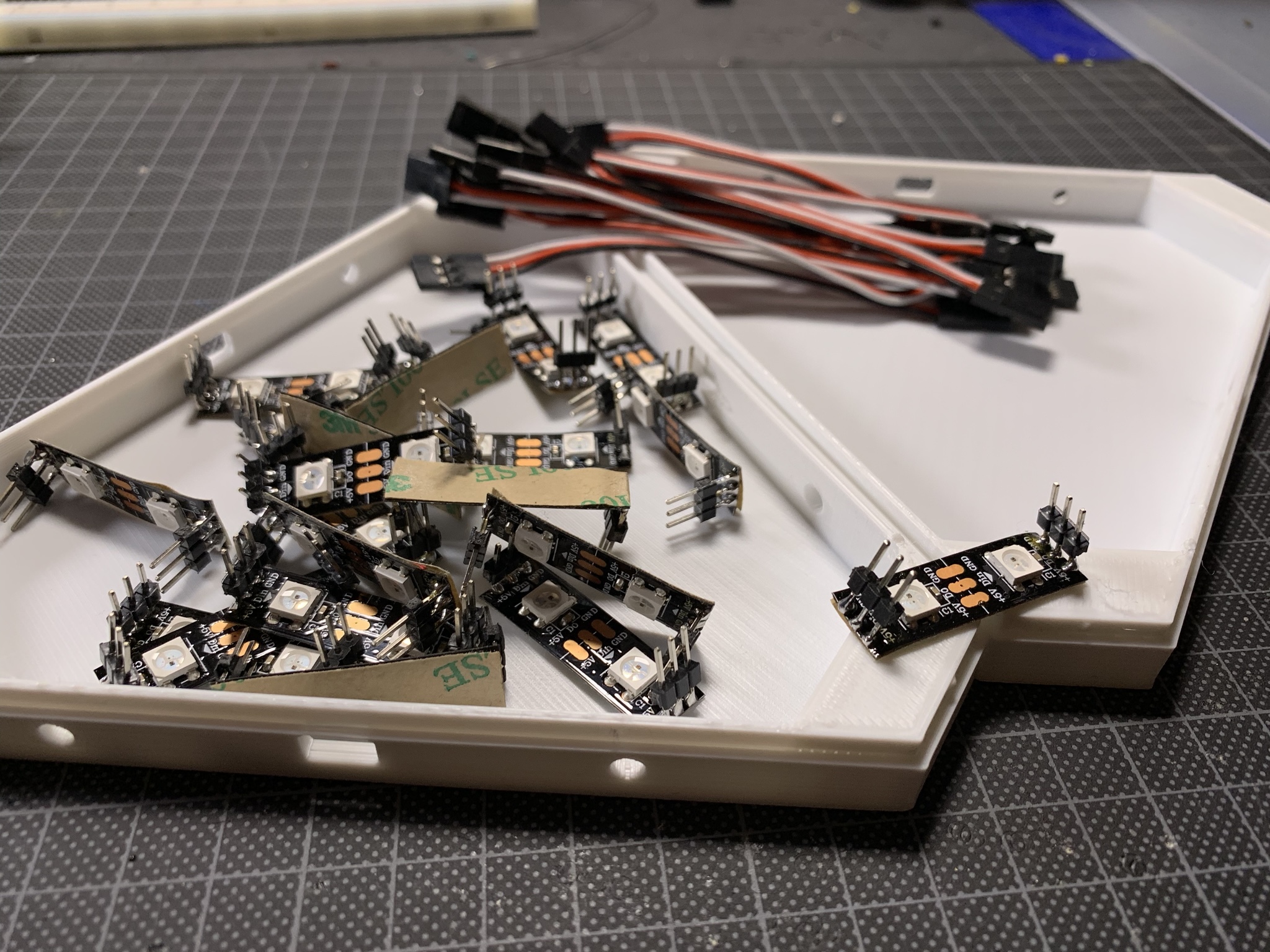 Nanoeleaf clone preparation