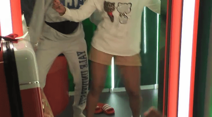 7f91543dfc52fabf253ab0904731e395.gif