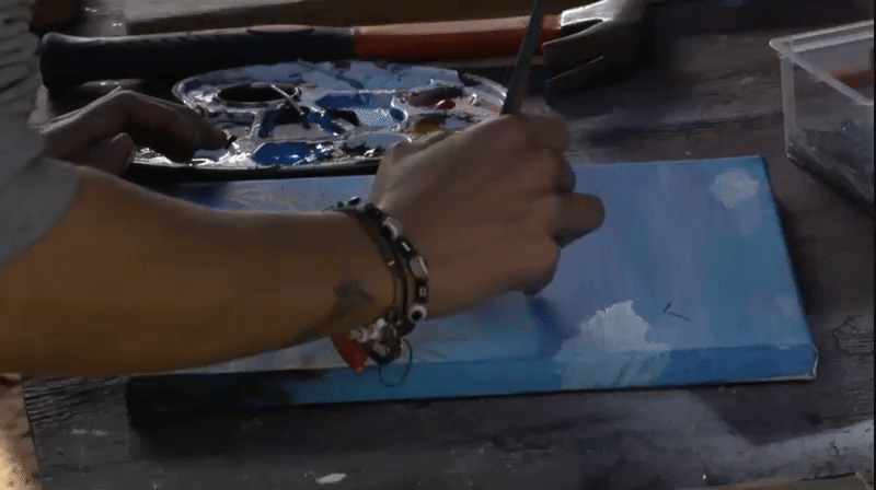 8058c1ea22ad6f81f77d74432394ac0d.gif