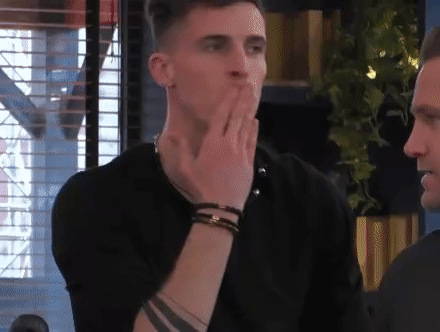 81682d33b9ca473a07dae2b1034e5eda.gif