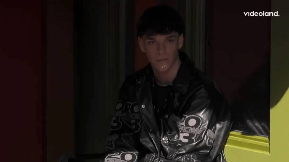 819c00f51cebb4e3fabffb324022081d.gif