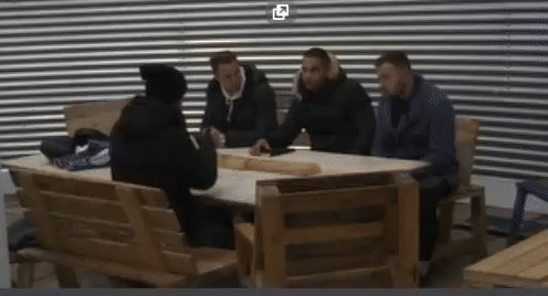 81e91f5e29cb8fa57153f9ebb3eb07b9.gif