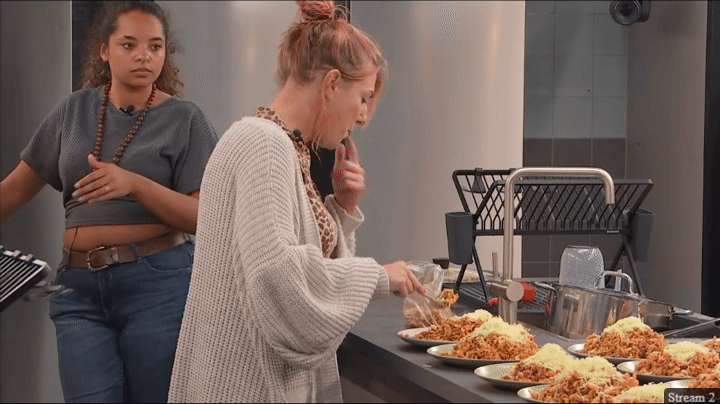 82713801af54ebed23e20cf944b8b4e2.gif