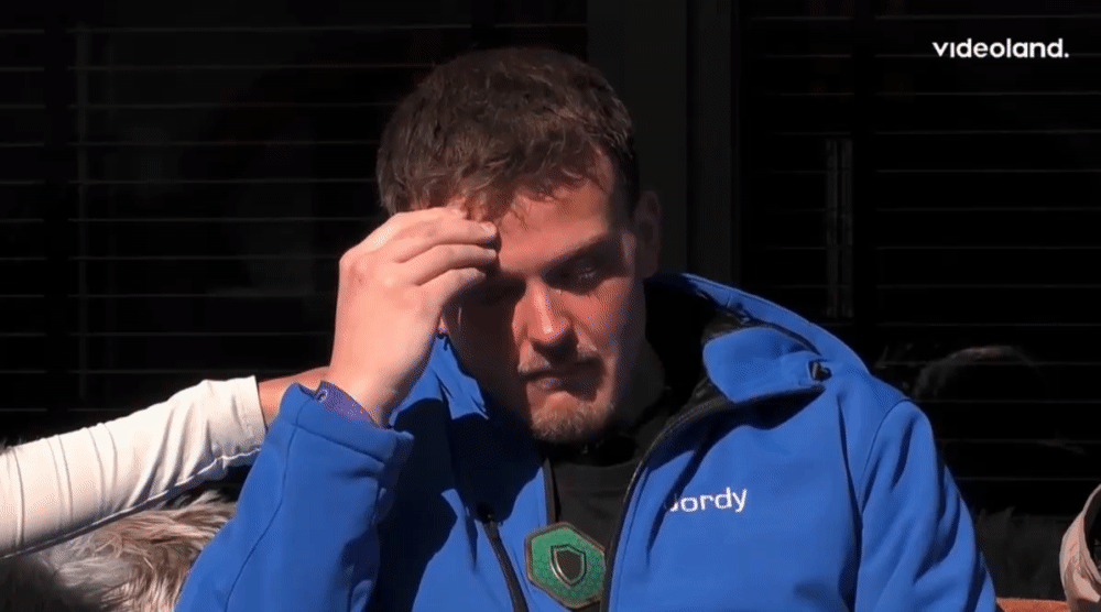 842644f8dd937a2951cdcfd09de96627.gif