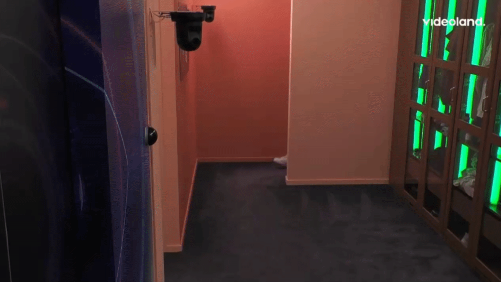 84ef7fce2dce6092817f4ffbb26807d3.gif