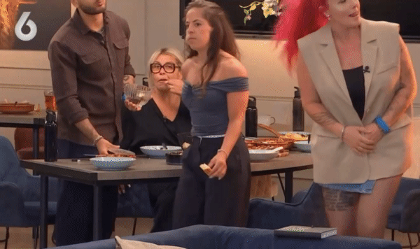 852d237969a591f99fcde3b0908f3f61.gif