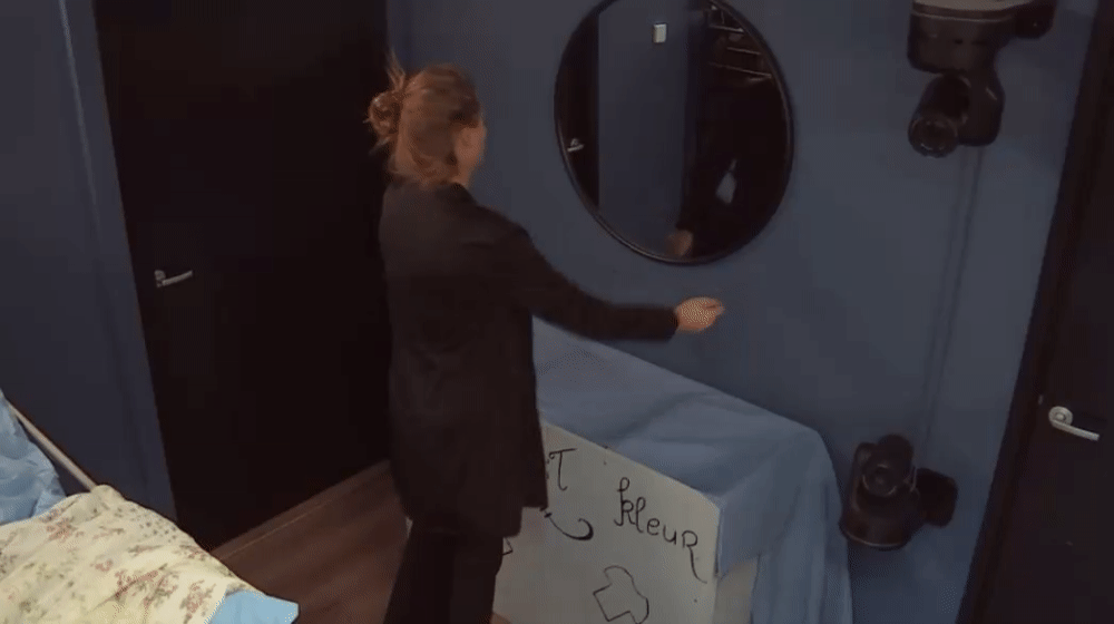 85793aeb29d7308db082597c3f7c7737.gif