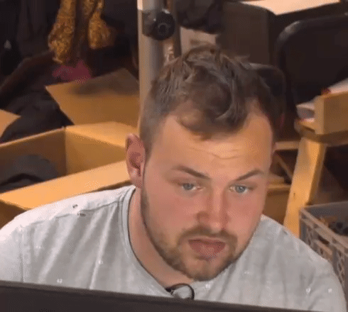 85a57c3a7d0b6a8c7733933e09944a20.gif