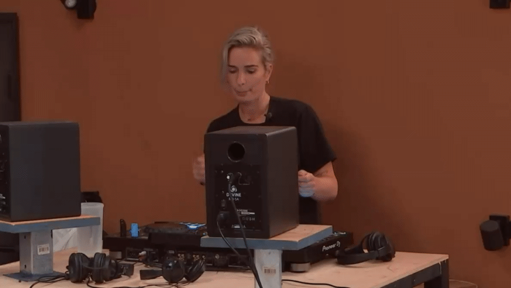 87023b59a73132e0b489eb4eae931688.gif