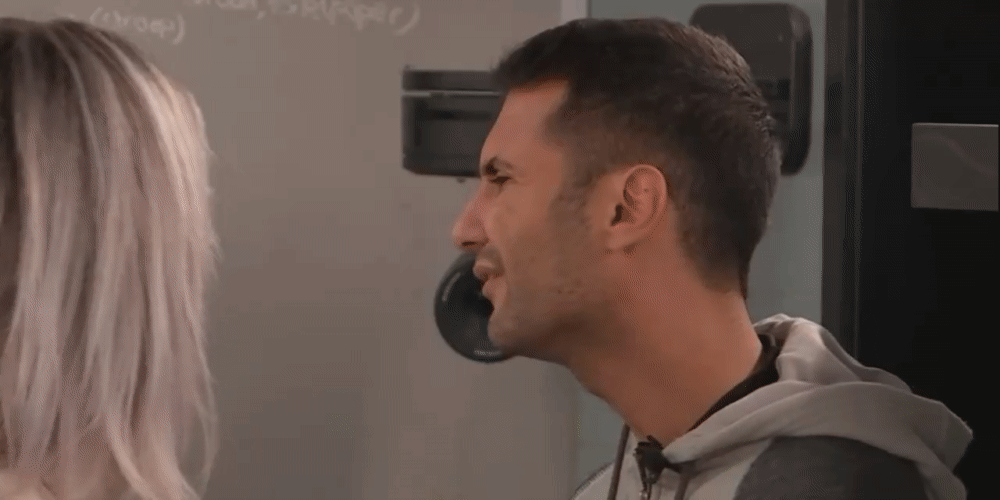 8744034e08093c273d6f96957ac84f0f.gif