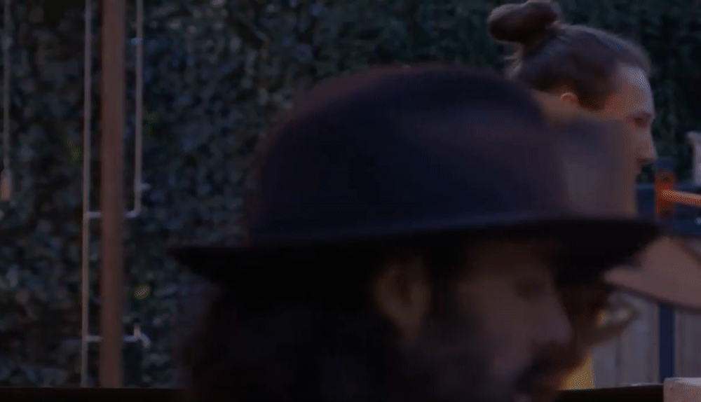 882b022d573e3131a3c272a47be8d67e.gif