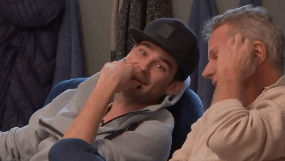8a6d6c8aa8dca715280055c617d8b250.gif