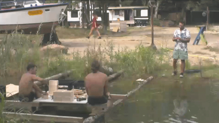 8ac7932872e8ab5b2afd97fbd4979b57.gif