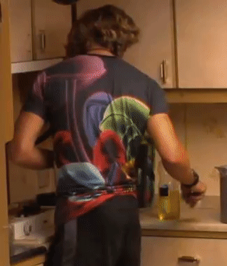 8bc5561022dffda069080d664d43ef89.gif