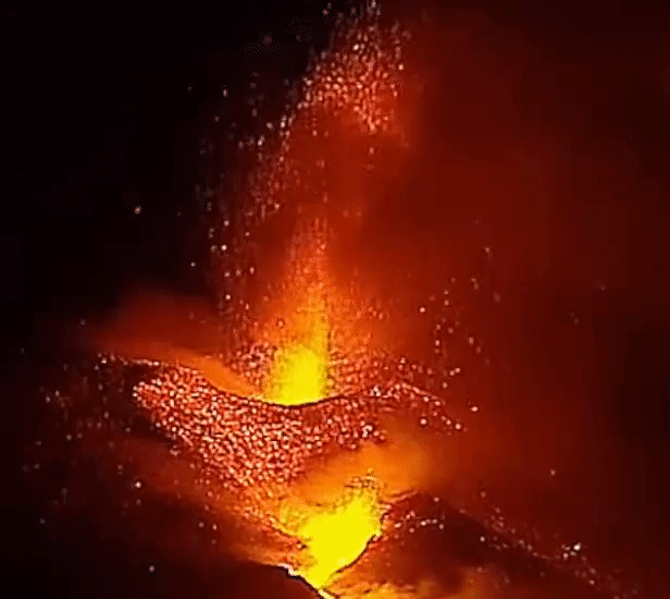 8d9ae632741fa4f82d299231d04f81df.gif