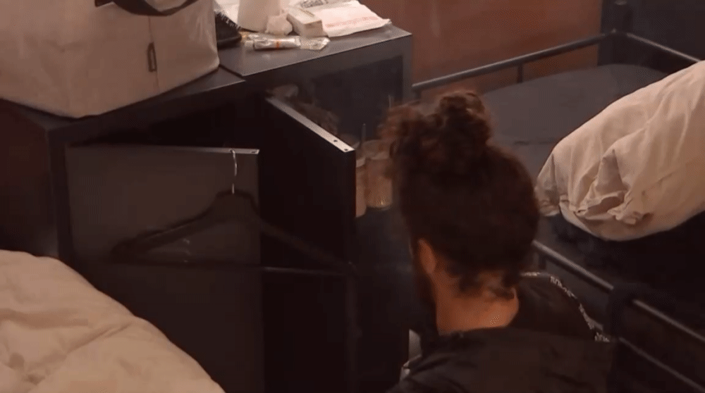 8efa7c6980fb330752b2e2cf9e59cd34.gif