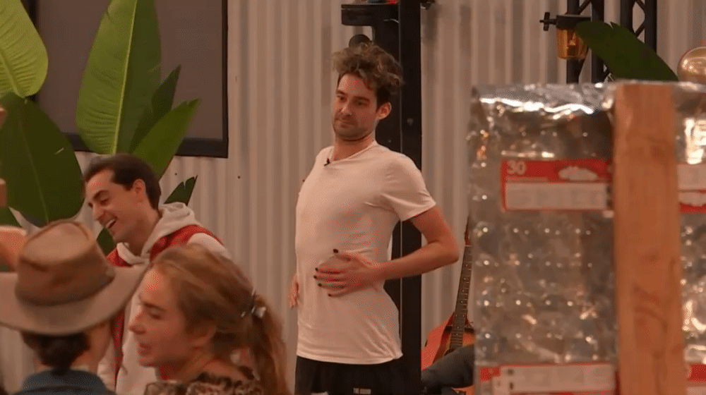 8fb91351b59e9f4d1a4d250463ae1280.gif