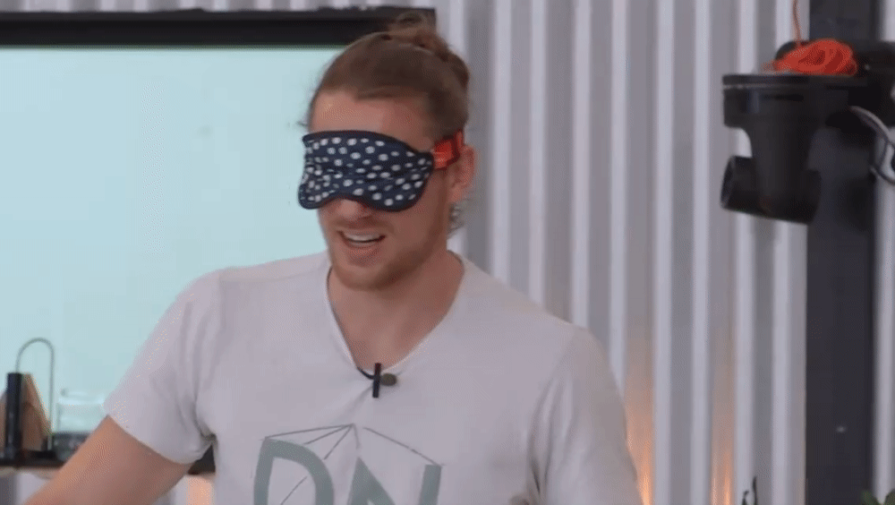 911058028e9123c6b244b09a9af1a1f7.gif