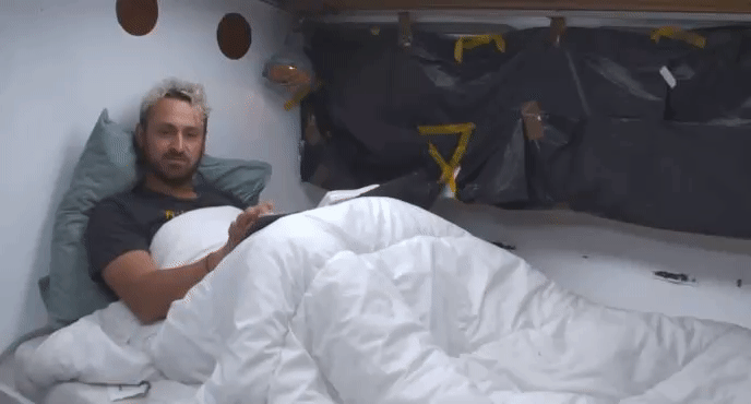 91f11701f05515e723e75546b865ddf8.gif