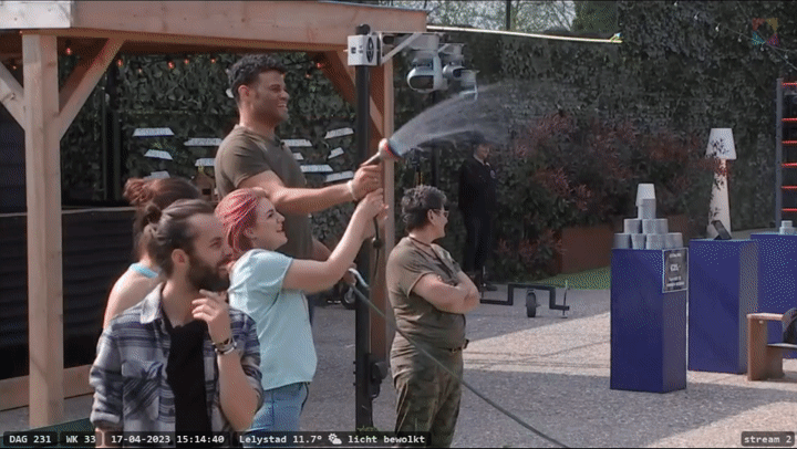 932697a01edc30210b1f113817d315fa.gif