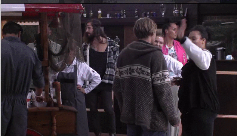 933e08f2e3743fe80a18aba8cdb5447a.gif