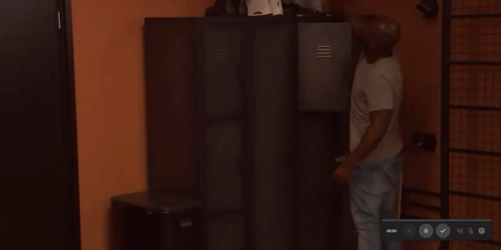 96054eeed625cadd35681caf7446b387.gif