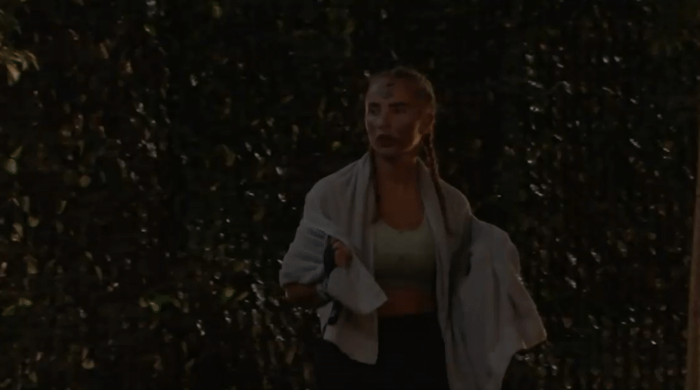 98d3a7a58e01b934e04a7ba3bf9257ec.gif