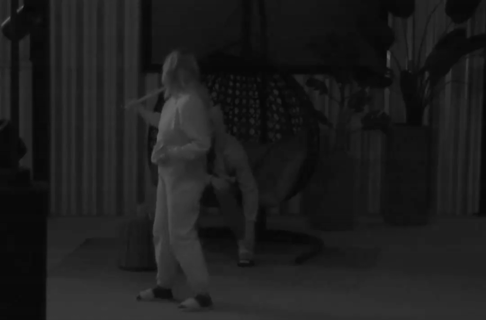 99084452b7bae0ac6bd5e574ba6d6c5f.gif